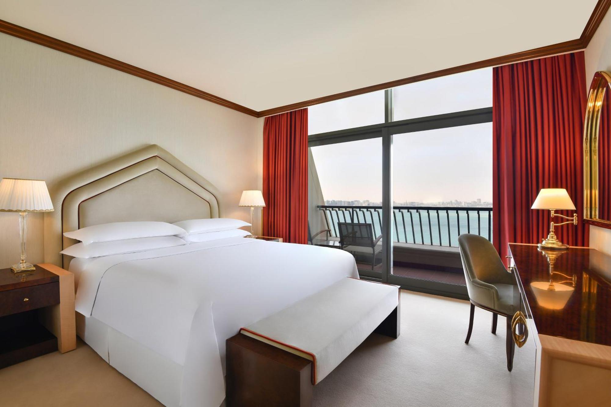 Sheraton Grand & Convention 5*