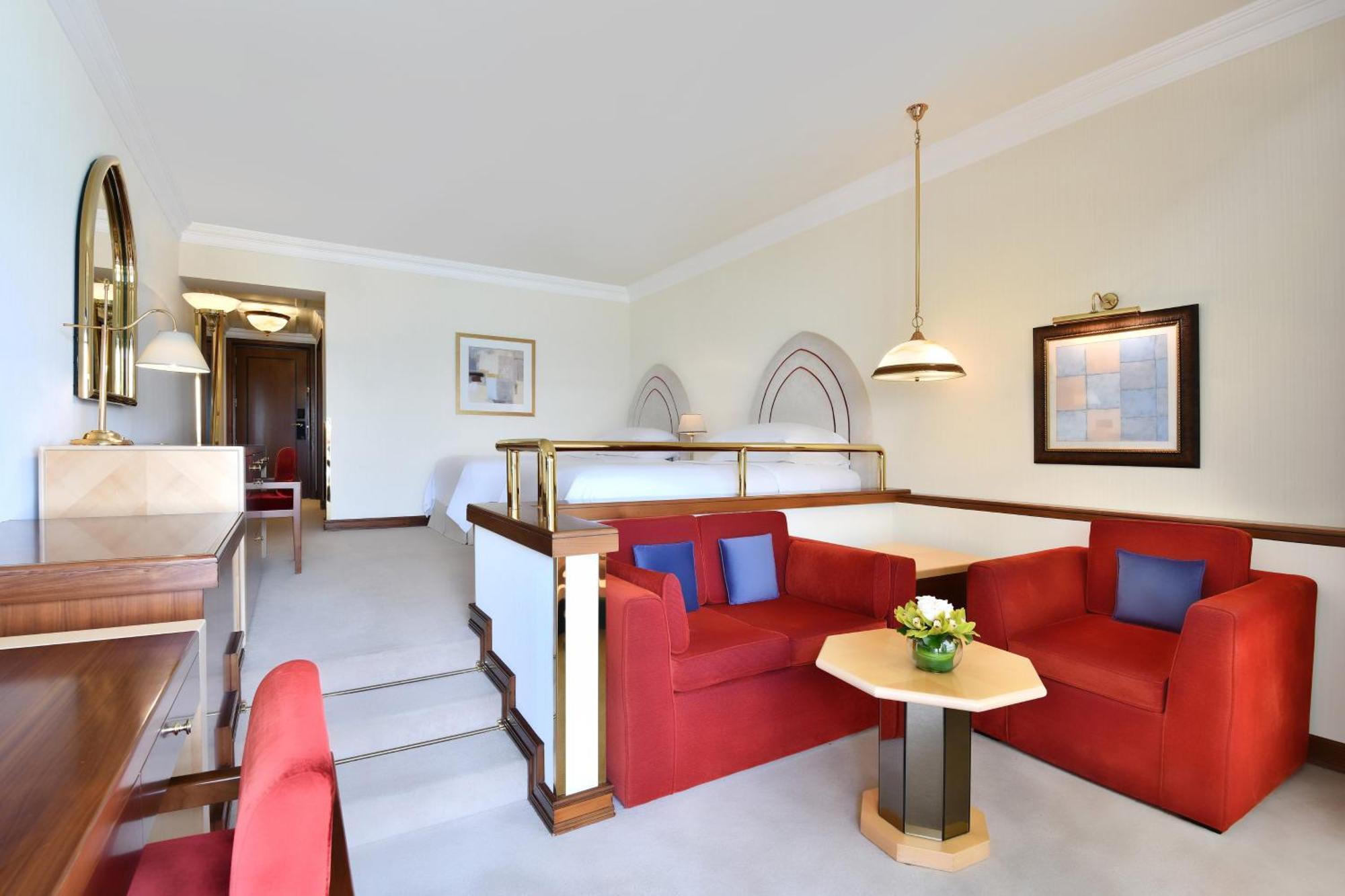 Sheraton Grand & Convention Resort 5*