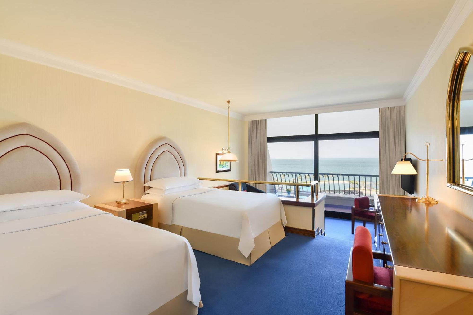 Sheraton Grand & Convention 5*